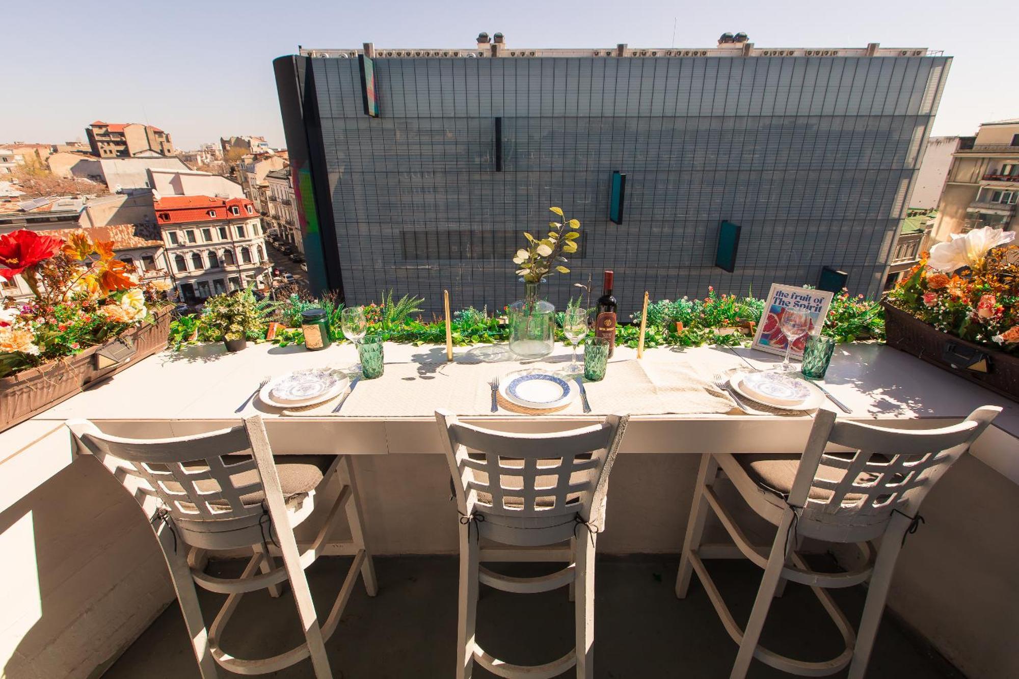 Old Town Apartment With Amazing View From The Balcony Бухарест Екстер'єр фото