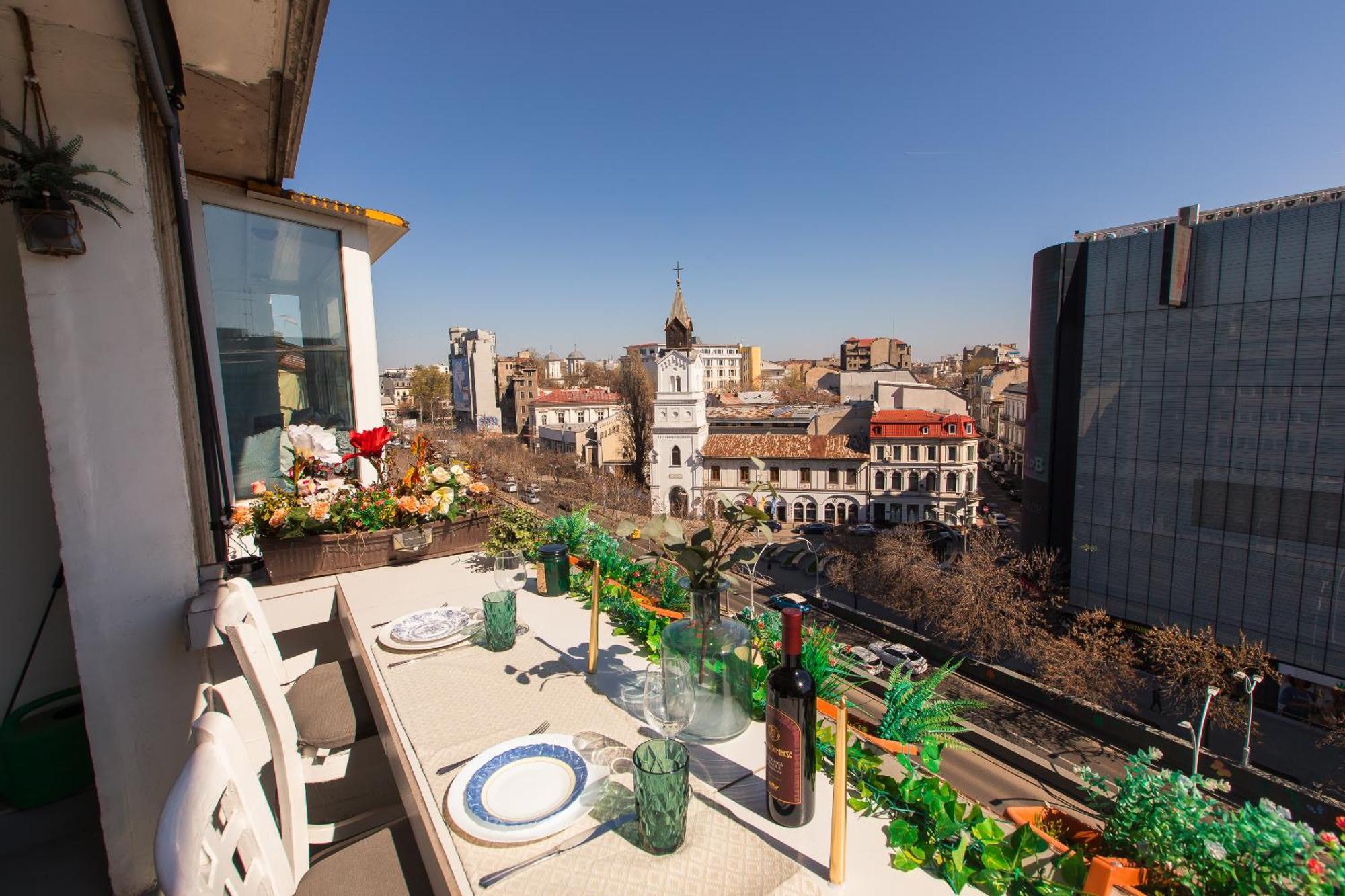 Old Town Apartment With Amazing View From The Balcony Бухарест Екстер'єр фото